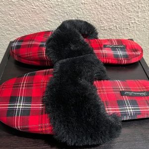 Slippers